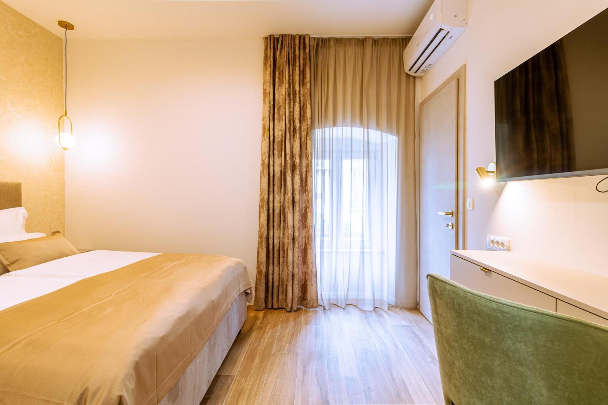 Luxury 2 Bedroom-2 Bathroom Apartment & Studio App With Rooftop Terrace Split Cameră foto