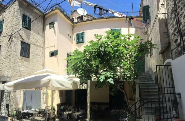 Luxury App Palace Old Town& Studio Green Melody With Terrace Apartment Split Exterior foto